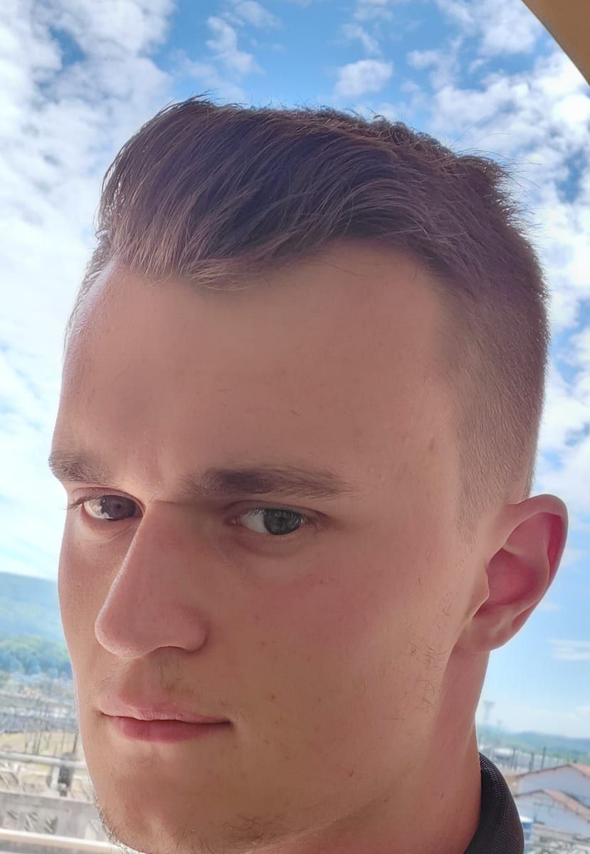 Profil von Dang